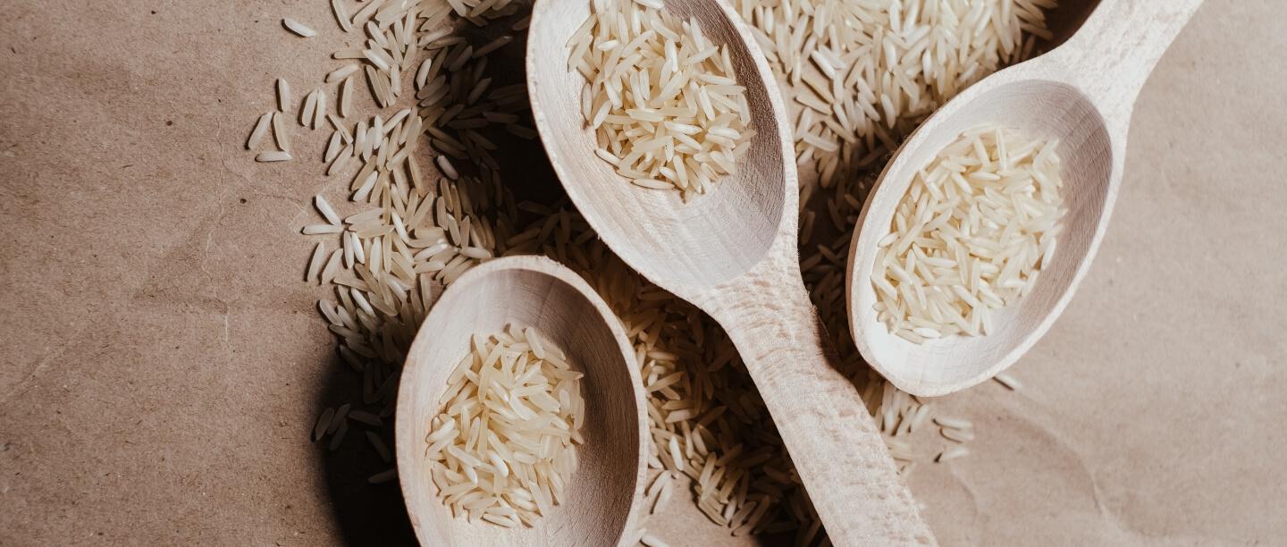 मुहांसे, झुर्रियों और डल स्किन के लिए बनाए चावल के आटे का DIY फेस मास्क, होंगे कई फायदे